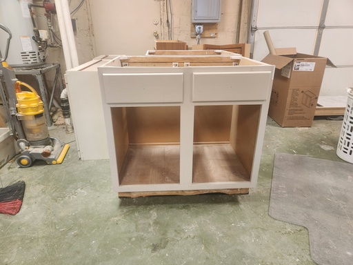 Lower Cabinet with drawers
